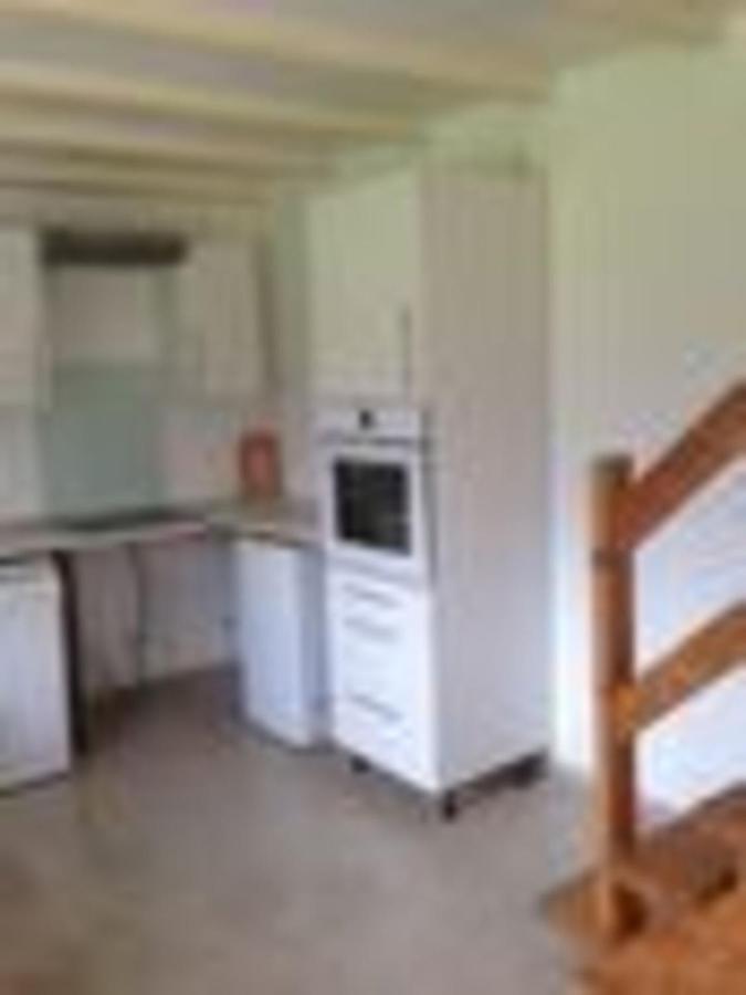 Captivating 2-Bed House With Log Burner In Kérien Kültér fotó