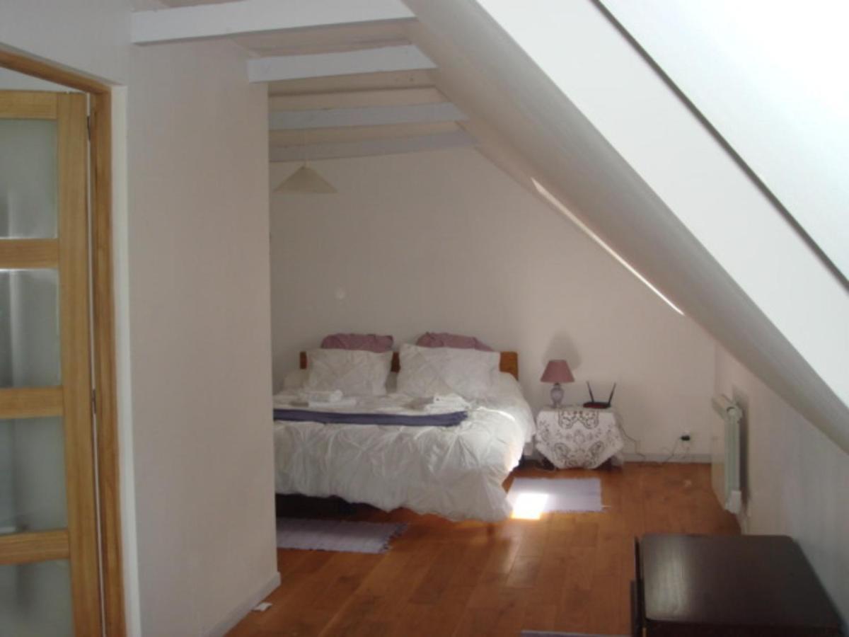 Captivating 2-Bed House With Log Burner In Kérien Kültér fotó